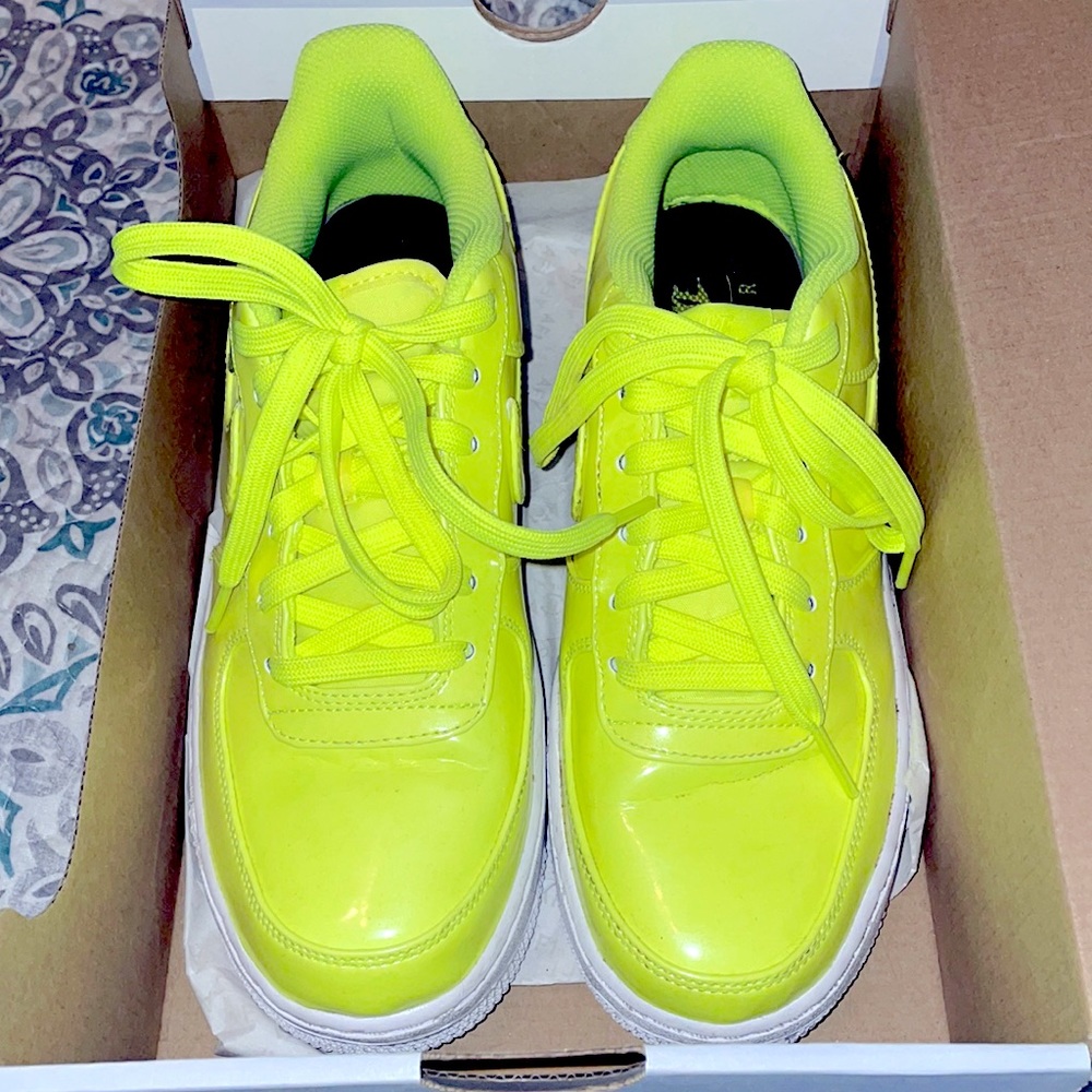 Highlighter yellow Air Force 1s